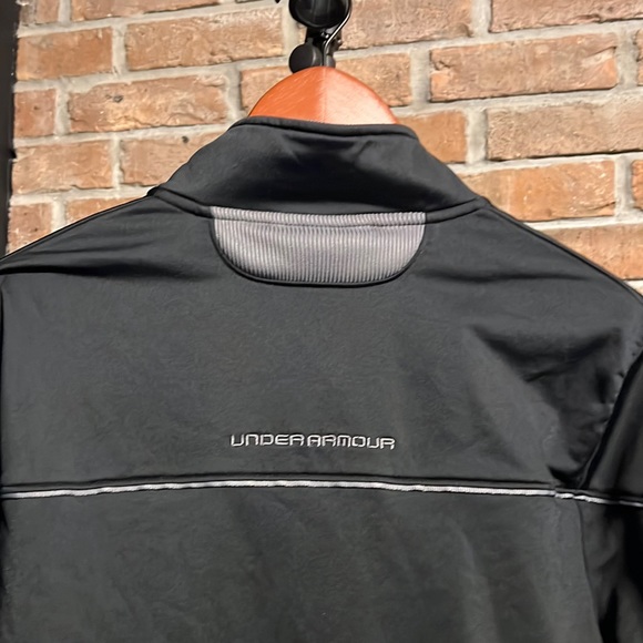 Under Armour jacket - Picture 12 of 14